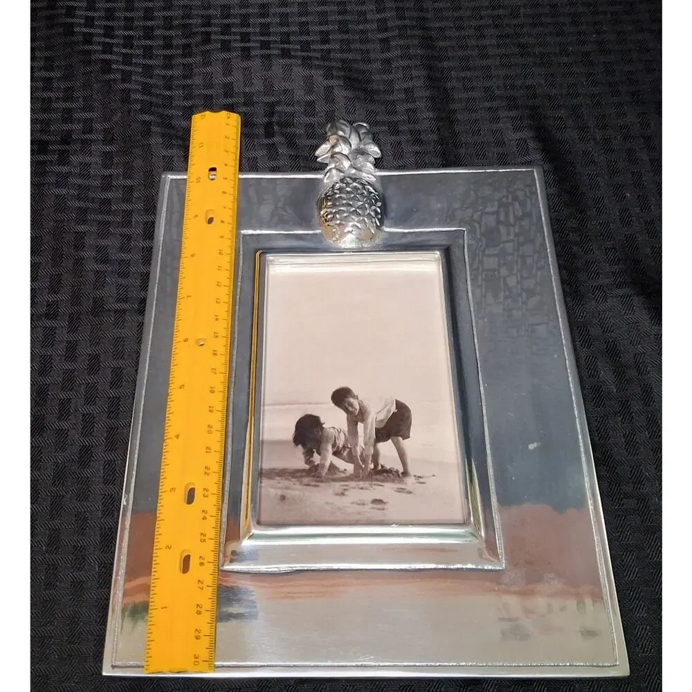 Mariposa Brillante Pineapple Picture Frame Silver Recycled Aluminum 4x6